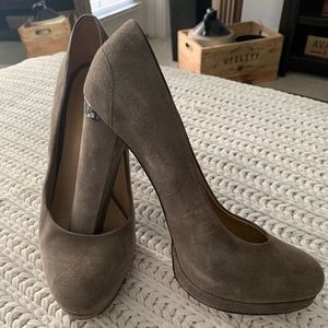 Michael Kors Grey Suede Pumps 8US